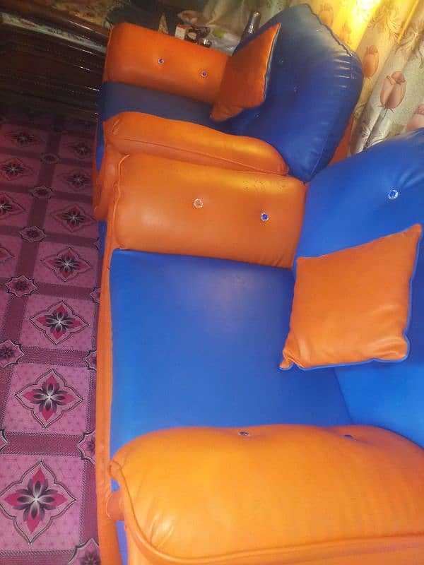 7 setter sofa 7 me 1 table b hi 3
