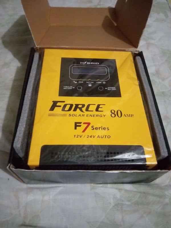 Force mppt 80A solar charge controller 1
