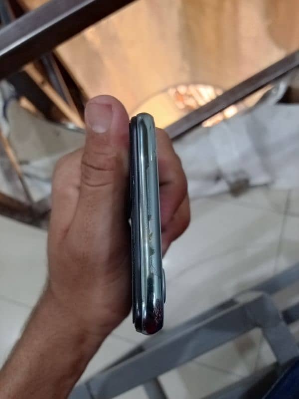 vivo s1 used 10/10 condition no complain all ok set 0