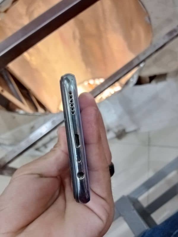 vivo s1 used 10/10 condition no complain all ok set 1