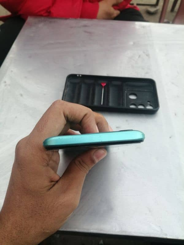 Tecno Spark 20C 2