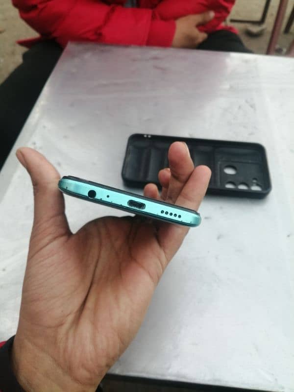 Tecno Spark 20C 3