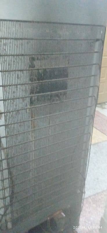 Refrigerator PEL company model 6400 7