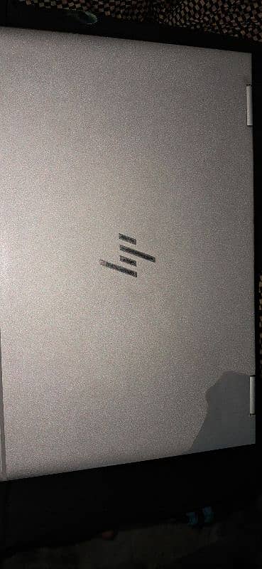 hp elightbookcore i5 8 gen 1040 g5 8 gb ram 256 ssd 360 0