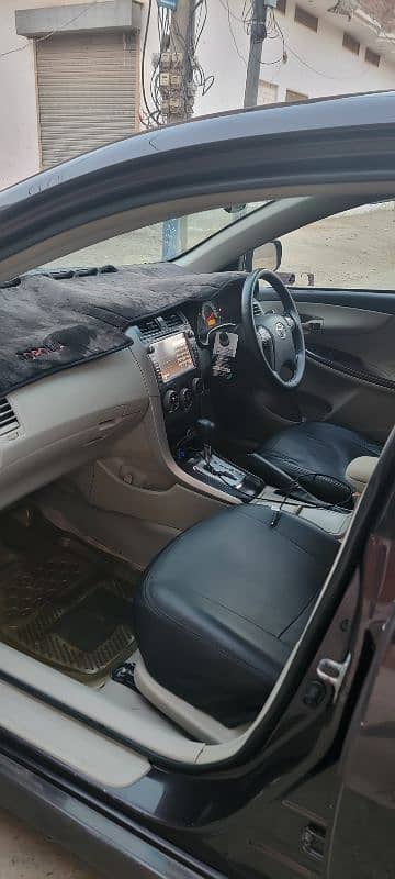Toyota Corolla Altis Crouistronic 1.6 Automatic 10