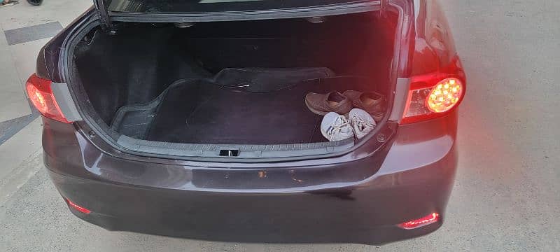 Toyota Corolla Altis Crouistronic 1.6 Automatic 15