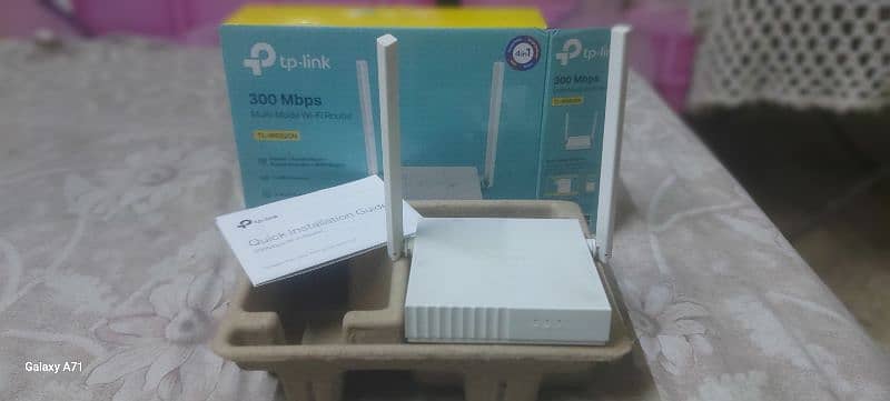 Tp link WiFi router Just like new 8