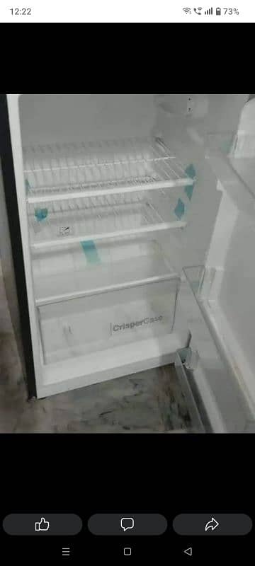 Refrigerator 0