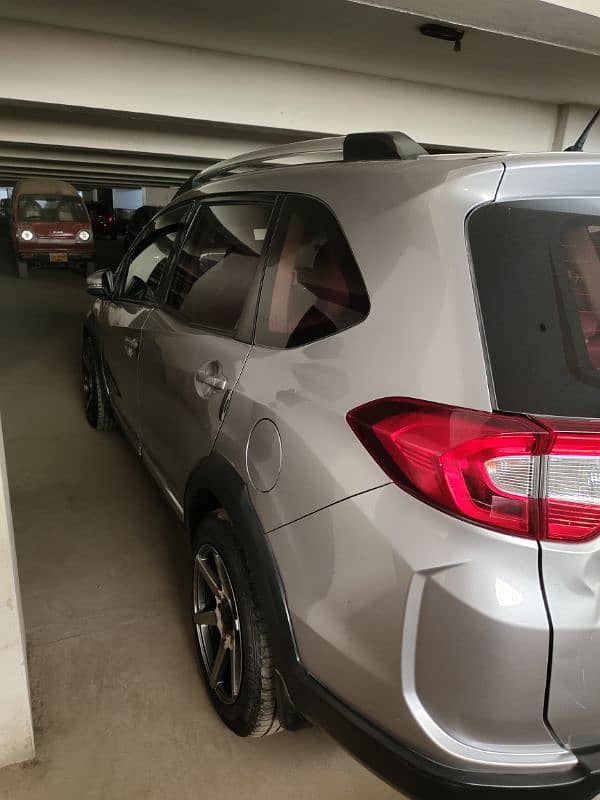 Honda BR-V 2017 for sale 3