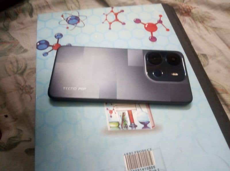 Tcno pop7 in wrnty of 4 mnths 4/64 only change with iphone no sale 1