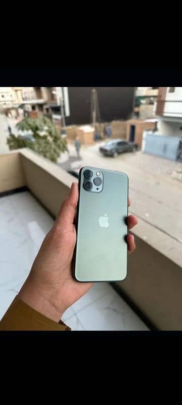 Iphone 11 pro factory unlock with box 2