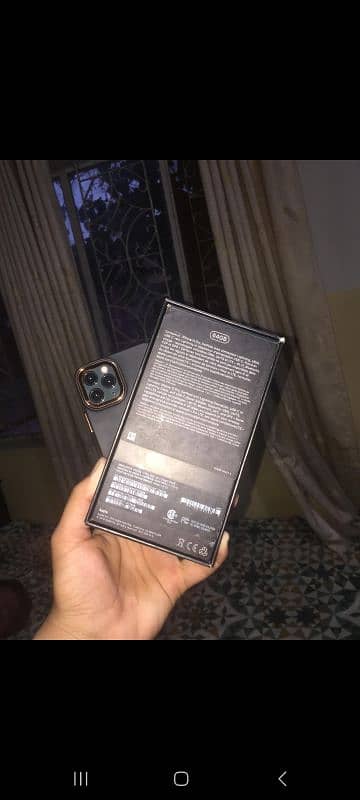Iphone 11 pro factory unlock with box 12