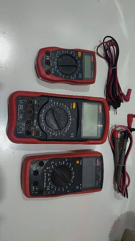 digital multimeter 0