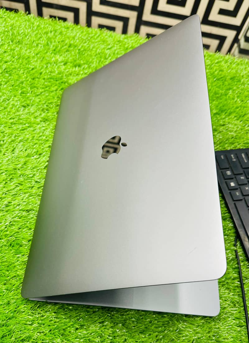 MacBook Pro/ |core i9 2019 | M1 | M2 | Core i7 | Core i9 – All Models 0