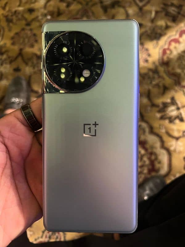 one Plus 11R 12/256 in excellent condition for good price 0