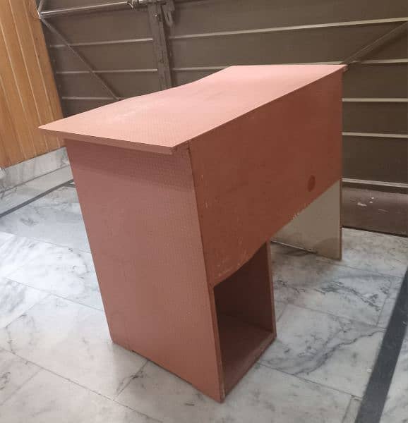 Computer Table 3
