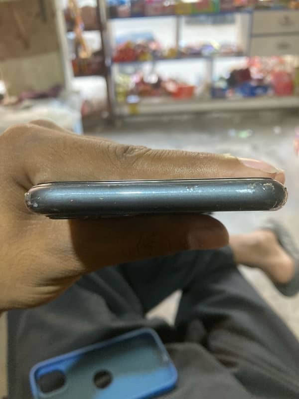 iphone 11 64GB jv only panle change from other bypass iphone 1
