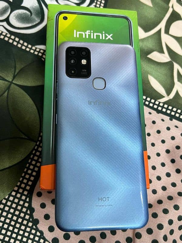 Infinix hot 10 urgent sale with box exchange possible 0