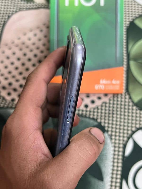 Infinix hot 10 urgent sale with box exchange possible 6