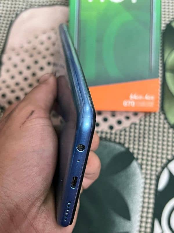 Infinix hot 10 urgent sale with box exchange possible 11