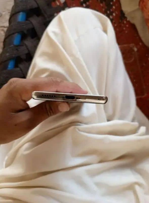 Tecno spark 20 pro plus  8/256 2