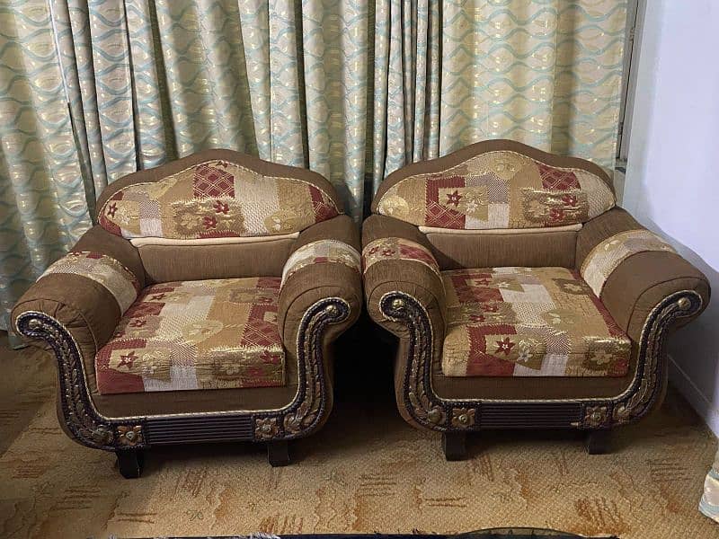 7 seater sofa set + center table 1