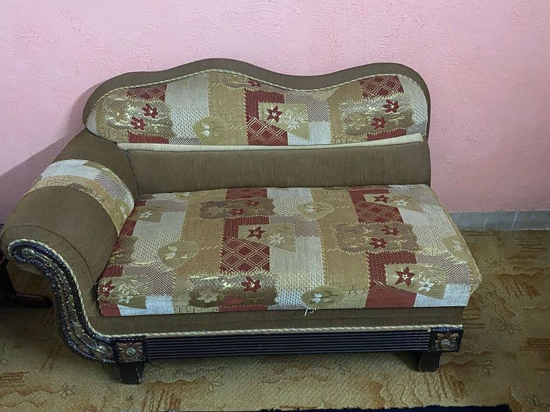 7 seater sofa set + center table 2