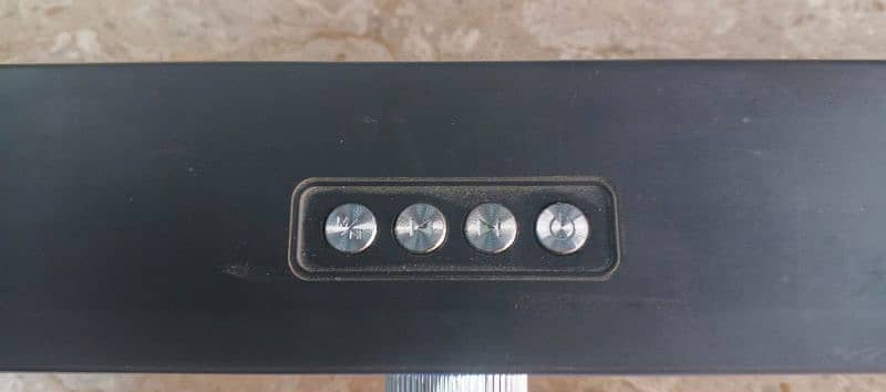 RoyalX speaker and bass bhi hai box pi sath mein hai new condition 2