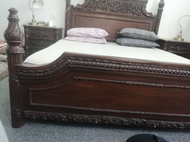 bed set with dressing table 2