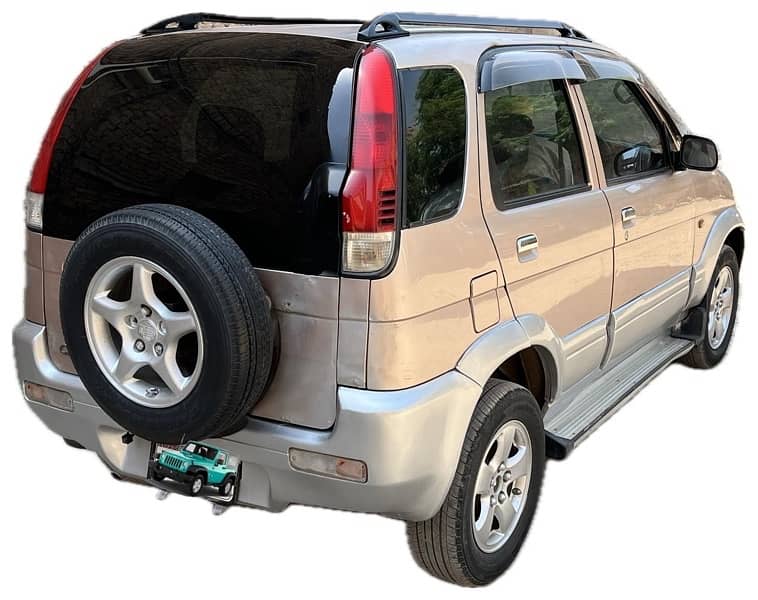 Toyota SUV 4
