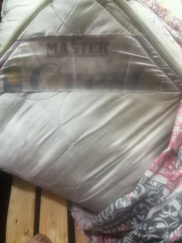 Master crest spring mattress king size  double bed condition 10/9 5