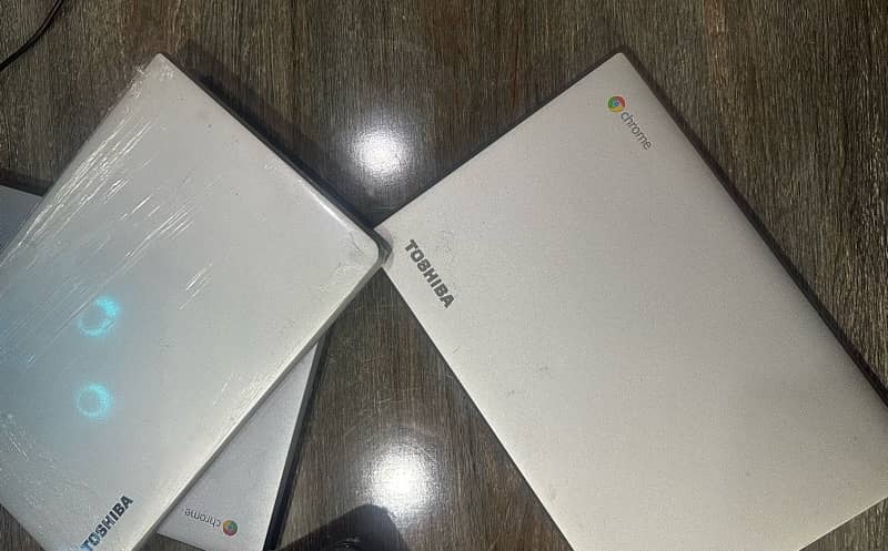 Toshiba ChromeBook CB30 13.3’ 6