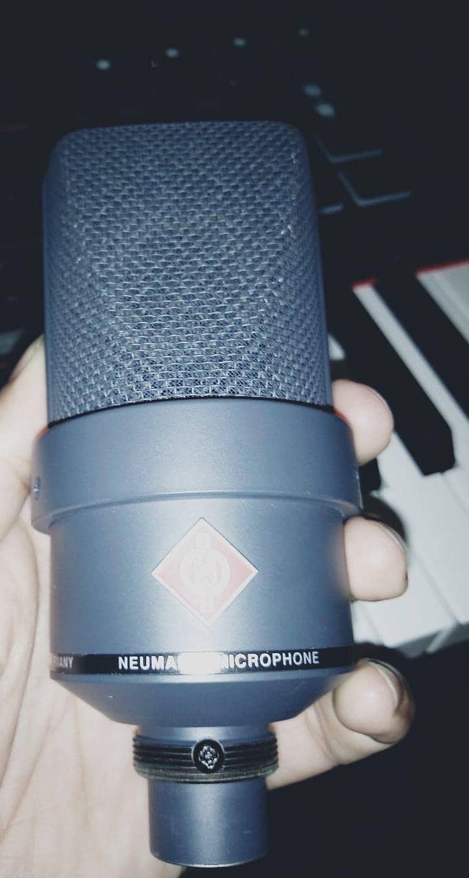 Neumann TLM 103 Large-diaphragm Condenser Microphone-Matte Black 2
