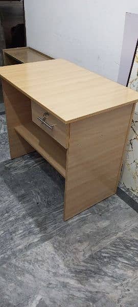 Brand New Modern Computer / Laptop Tables on Factory Rates 14