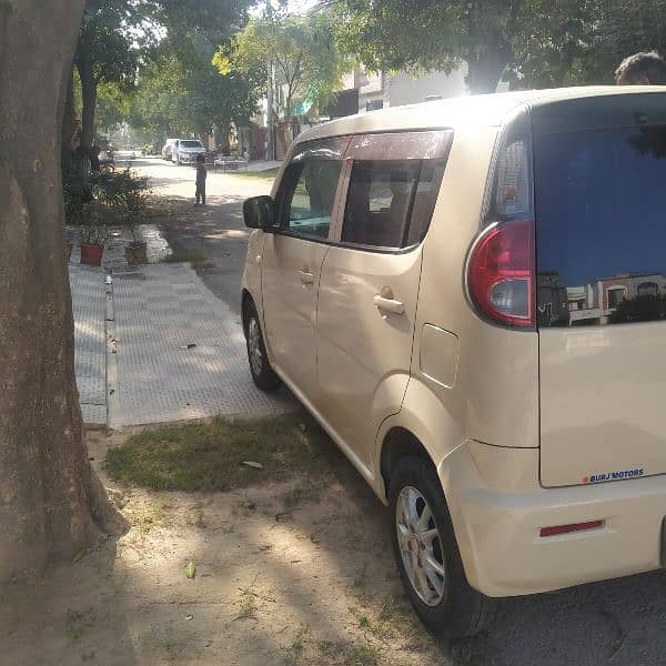Suzuki MR Wagon 2015 3