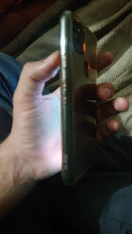 google pixel 5A 5G in no open no repair 2