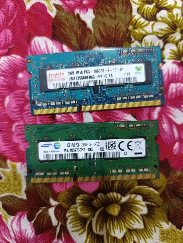 2+2gb ram DDR3 PC3L 1