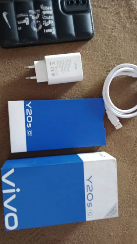vivo y20s G 4 ram 128 memory with box adapter cable warranty card 1