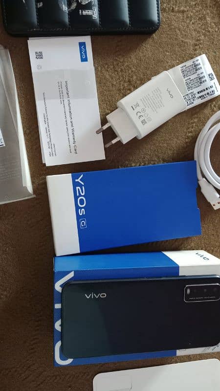 vivo y20s G 4 ram 128 memory with box adapter cable warranty card 2