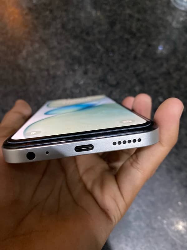 techno spark Go one 10/10 condition New 5
