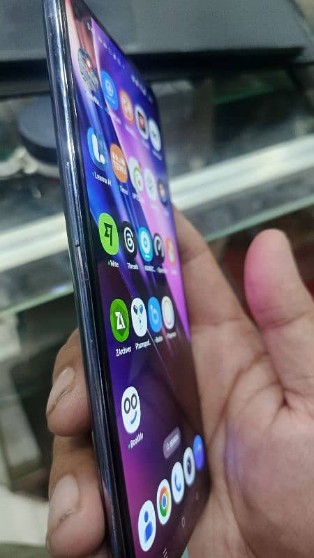 One plus 9 - Dual SIM - 256Gb Ram 2