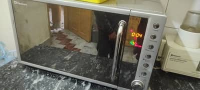 microwave ovan