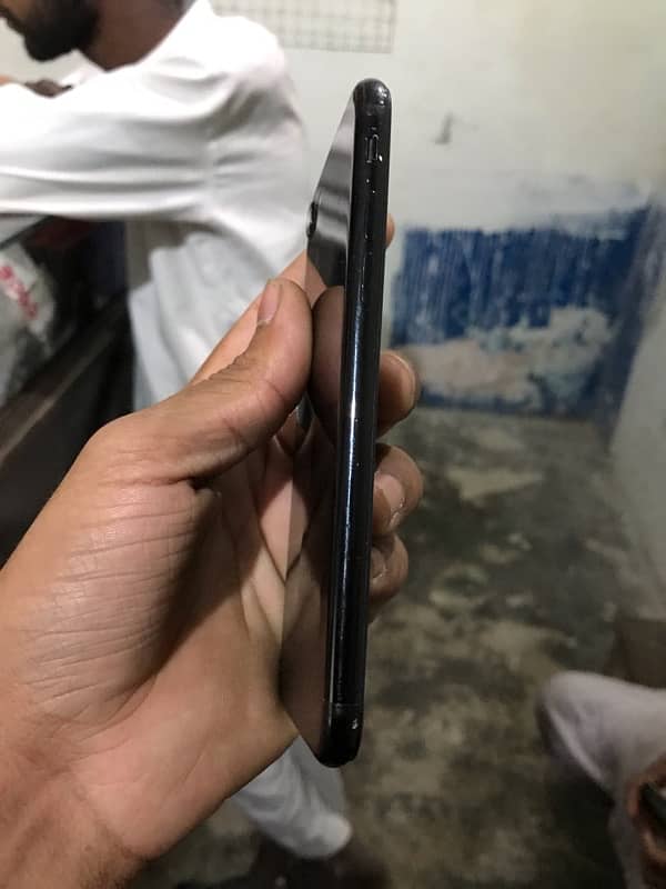 iPhone 7 128gb bypass 1