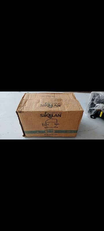 Sikelan 12 v/24v DC Refrigerator compressor 3