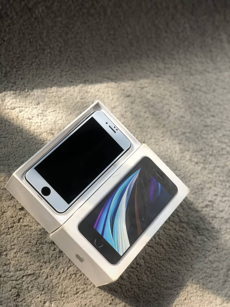 iPhone SE 2nd generation Pta approved 5