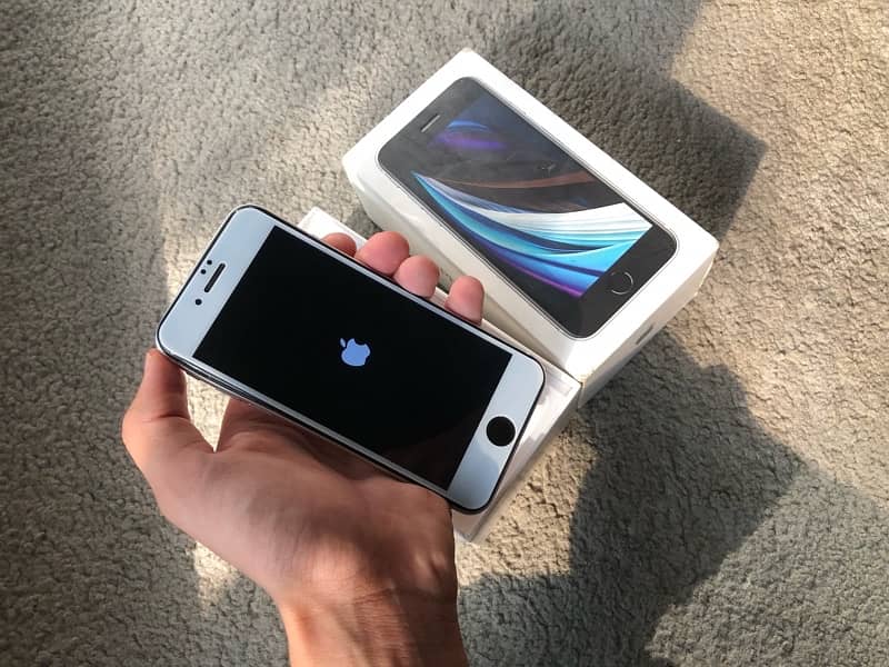 iPhone SE 2nd generation Pta approved 12