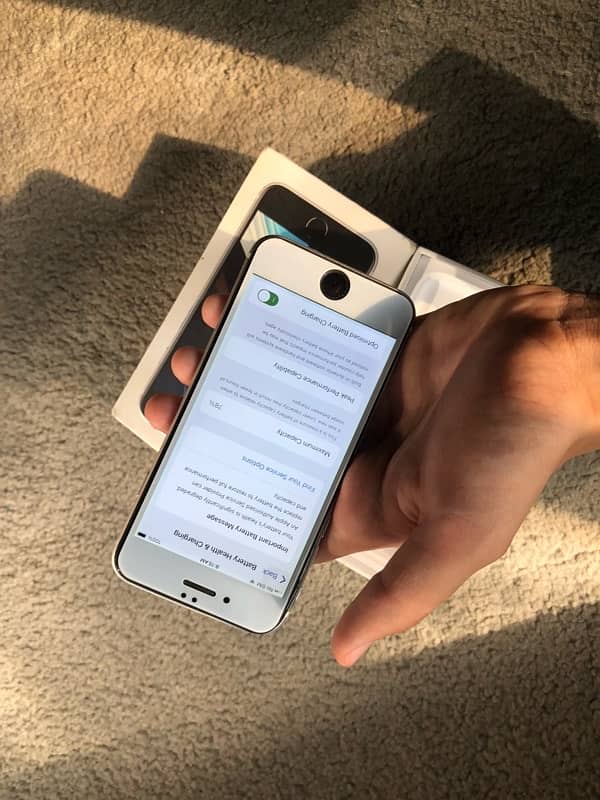 iPhone SE 2nd generation Pta approved 14