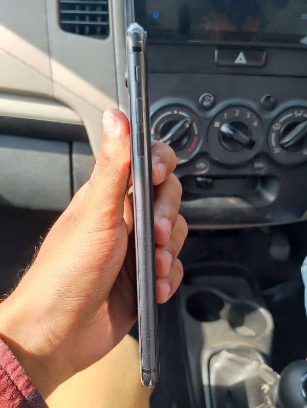 iPhone 8 plus pta contact num 03190214918 6