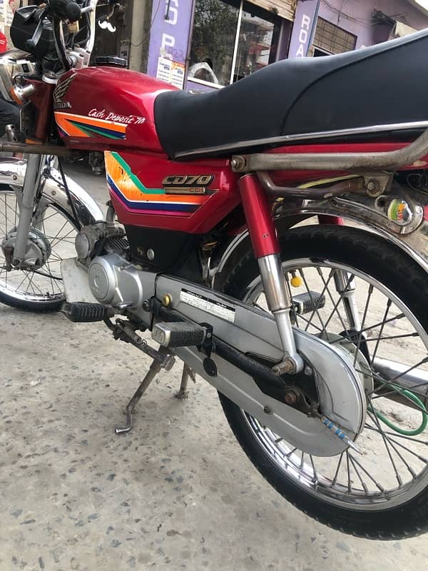 raod prince  for sell whatapp and call 03059219871 4
