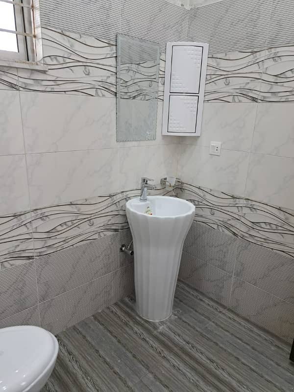 Lower Portion of 10 Marla House Available For Rent In Janiper Block Sector C Bahria Town Lahore 2